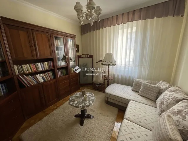Eladó lakás Kecskemét 140 nm