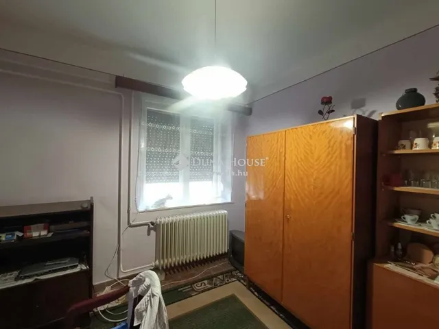 Eladó ház Kunszállás 71 nm