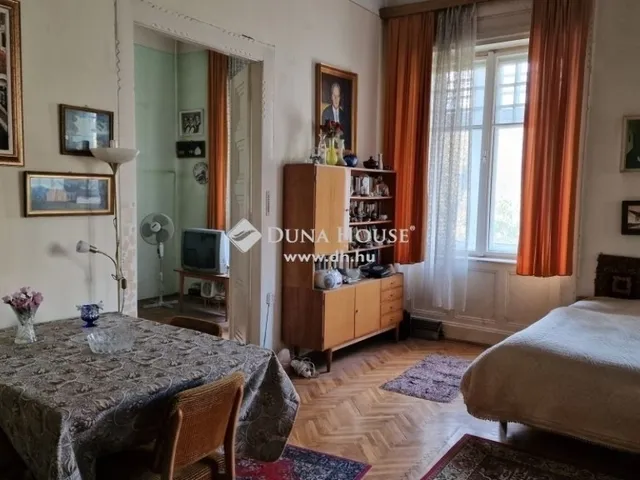 Eladó lakás Kecskemét 103 nm