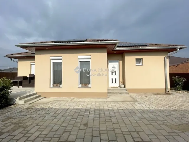 Eladó ház Kecskemét 98 nm