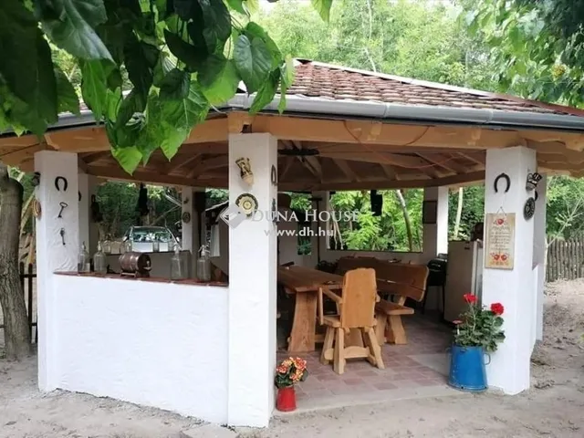Eladó mezőgazdasági ingatlan Kecskemét 97 nm