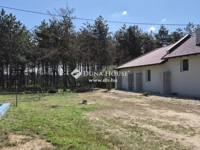 Eladó ház Kecskemét, Kőrösihegy 115 nm