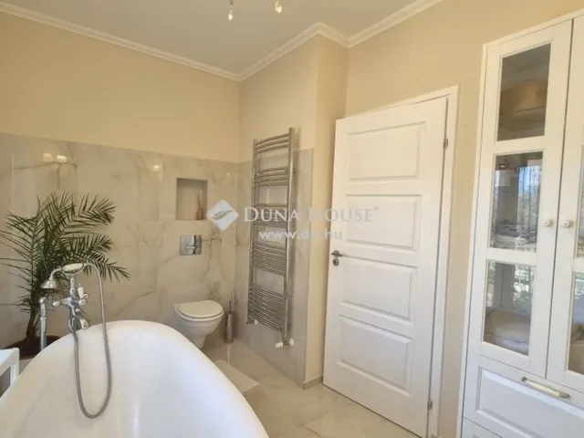 Eladó ház Kecskemét, Kőrösihegy 115 nm