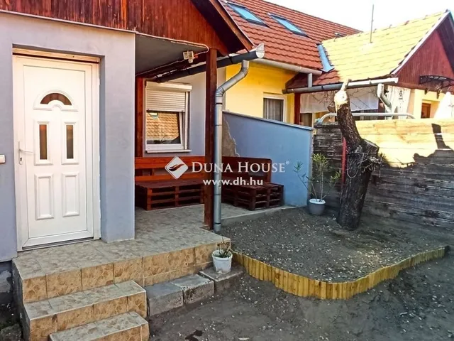 Eladó lakás Nagykőrös 94 nm