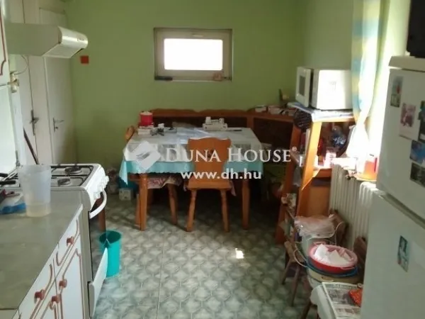 Eladó ház Tiszaalpár 87 nm