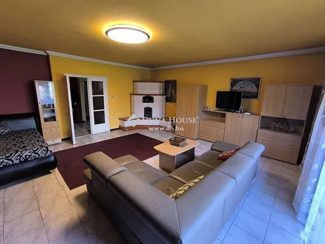 Kiadó lakás Kecskemét 184 nm