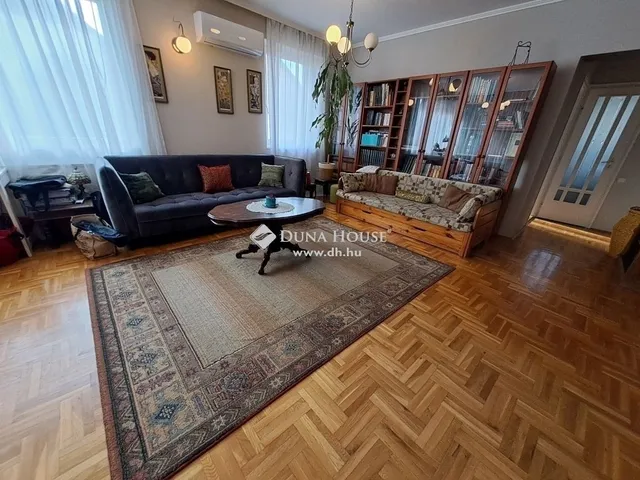 Eladó ház Kecskemét 220 nm