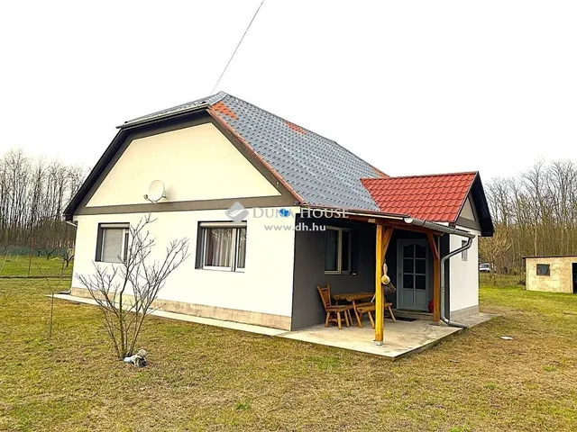 Eladó ház Ladánybene 80 nm