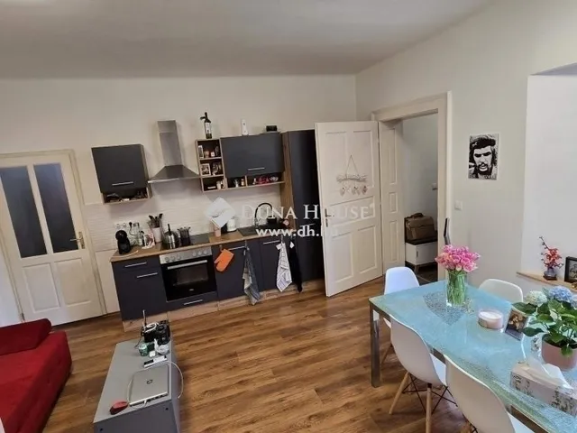 Eladó lakás Kecskemét 65 nm