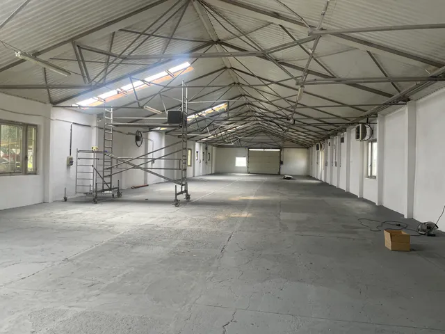 Kiadó kereskedelmi és ipari ingatlan Kecskemét, Kadafalva 1000 nm
