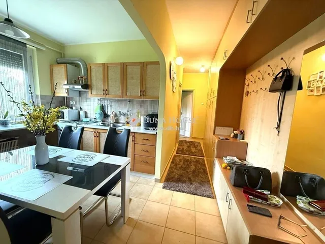 Eladó lakás Lajosmizse 67 nm