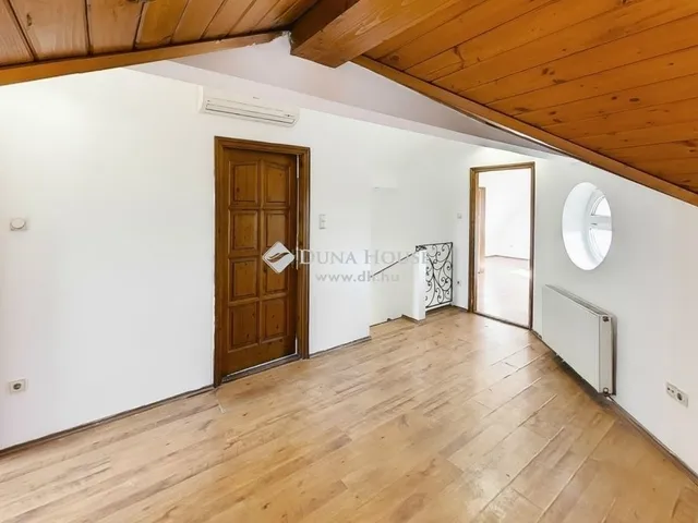 Eladó ház Kecskemét 250 nm