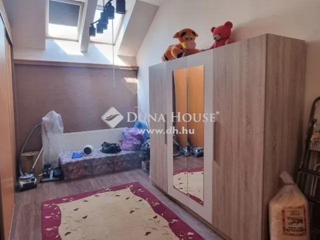 Eladó lakás Kiskunfélegyháza 130 nm