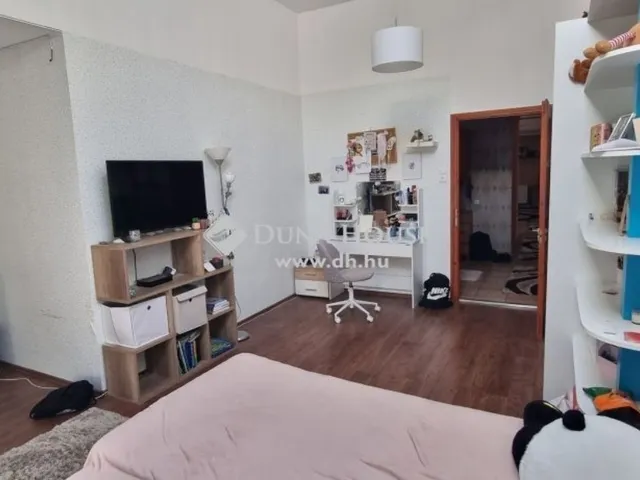Eladó lakás Kiskunfélegyháza 130 nm