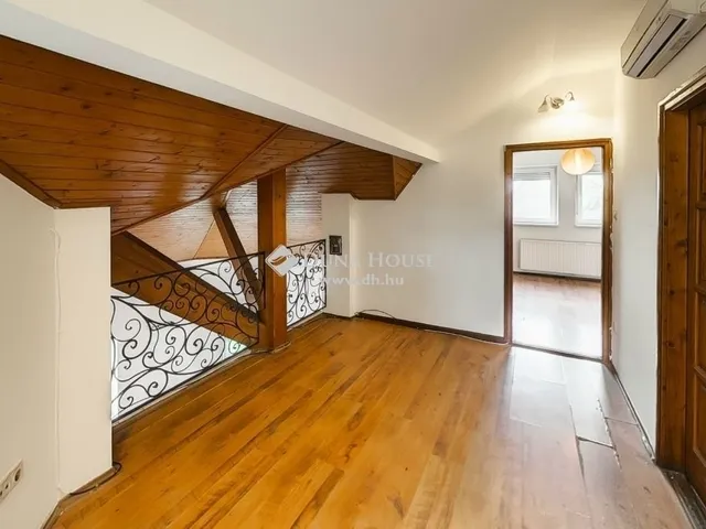 Eladó ház Kecskemét 250 nm