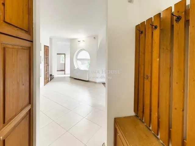 Eladó ház Kecskemét 250 nm
