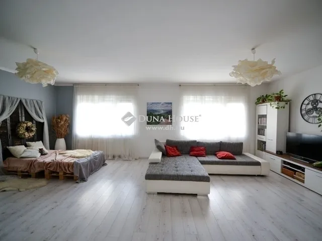 Eladó lakás Kecskemét 69 nm