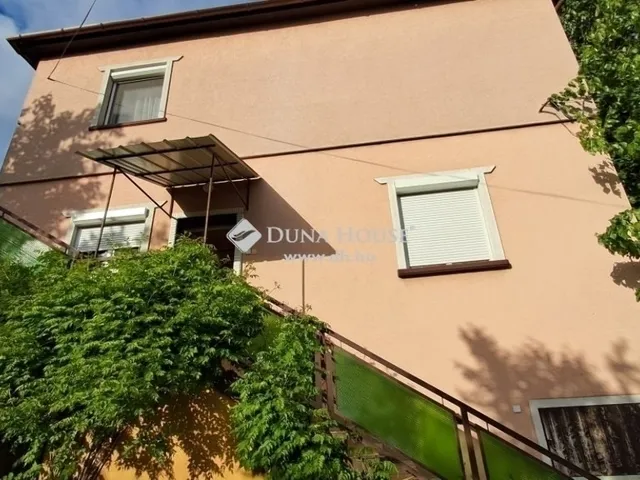 Eladó ház Kecskemét 210 nm