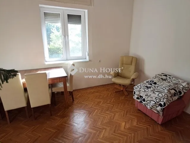 Eladó ház Kecskemét 210 nm