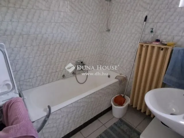 Eladó ház Kecskemét 210 nm