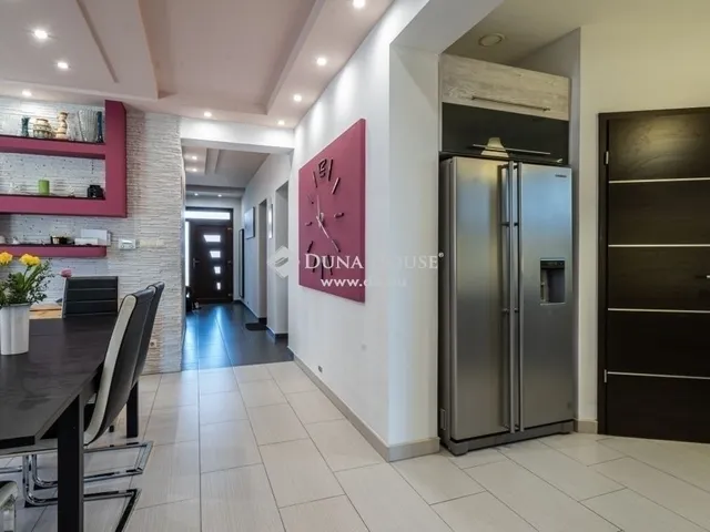 Eladó ház Ballószög 178 nm