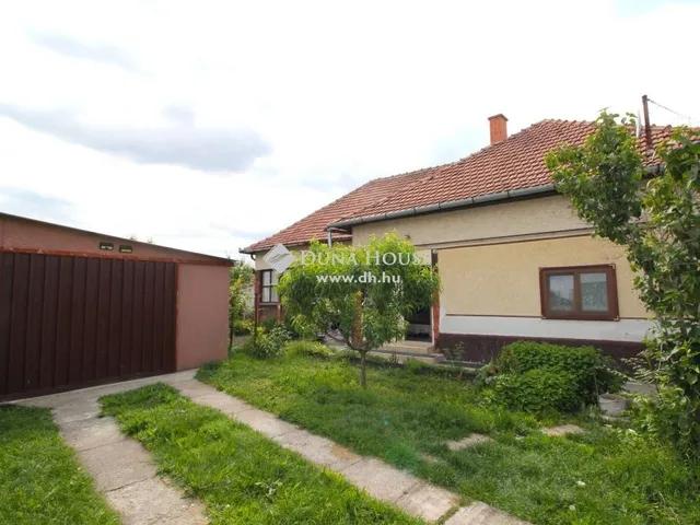 Eladó ház Öcsöd 96 nm