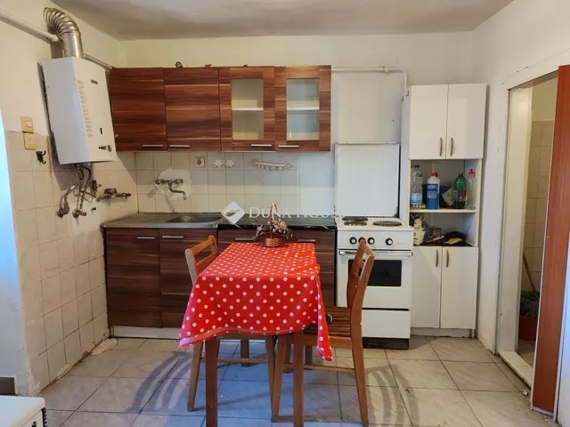 Eladó ház Kecskemét 45 nm
