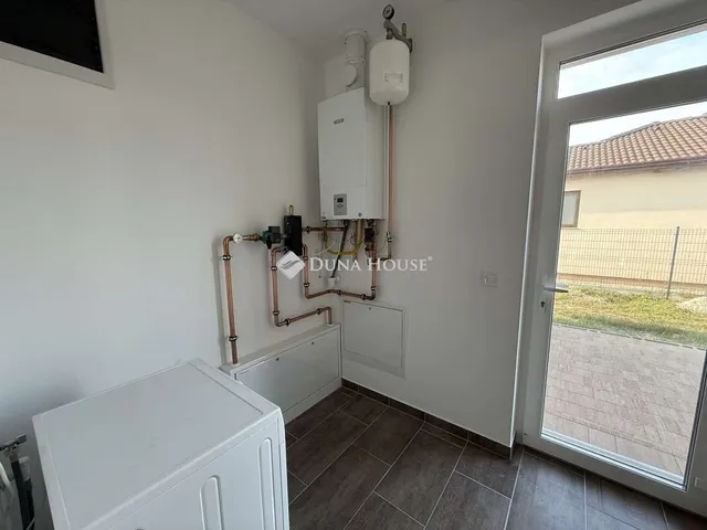 Kiadó ház Kecskemét 112 nm