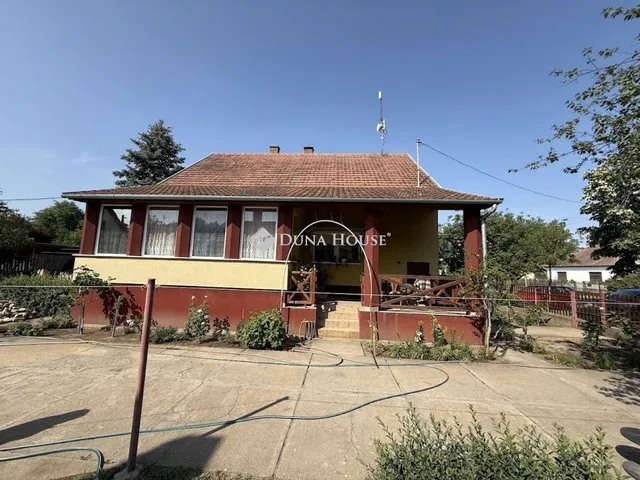 Eladó ház Kecskemét 172 nm