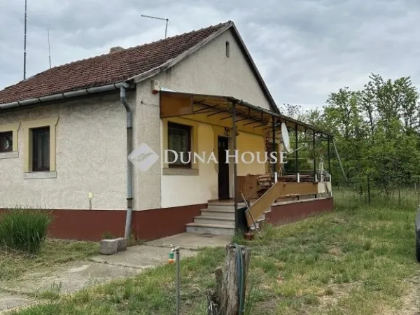 Eladó mezőgazdasági ingatlan Lajosmizse 70 nm