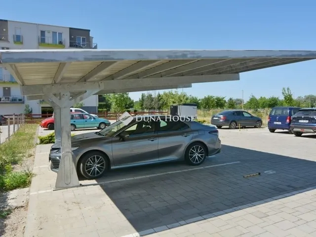 Eladó lakás Kecskemét, Homokbánya 77 nm