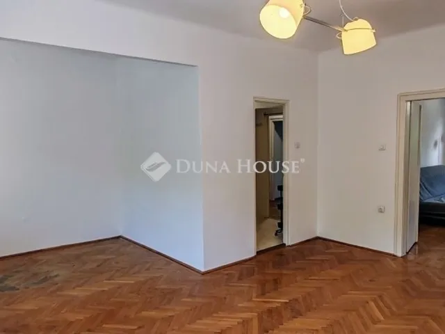 Eladó lakás Kecskemét, Belváros 81 nm