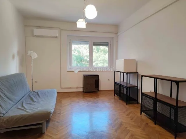 Eladó lakás Kecskemét, Belváros 81 nm