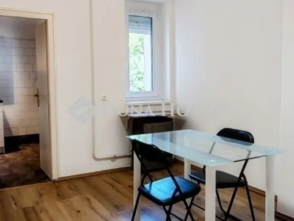 Eladó lakás Kecskemét, Belváros 81 nm