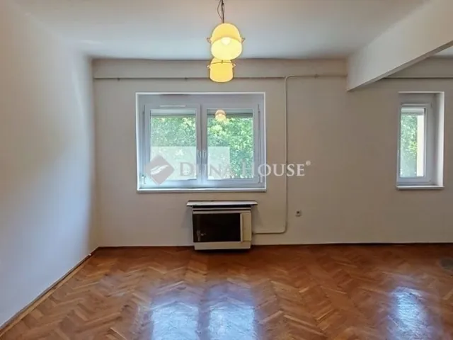 Eladó lakás Kecskemét, Belváros 81 nm