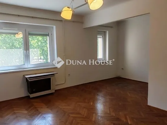 Eladó lakás Kecskemét, Belváros 81 nm