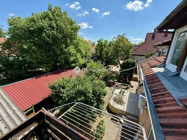 Eladó ház Kecskemét, Villanegyed 278 nm