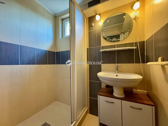 Eladó ház Kecskemét, Villanegyed 278 nm