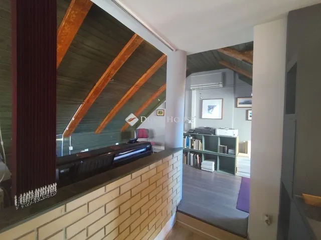 Eladó kereskedelmi és ipari ingatlan Kecskemét 85 nm