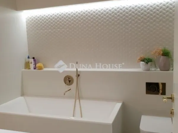 Eladó ház Kecskemét 500 nm