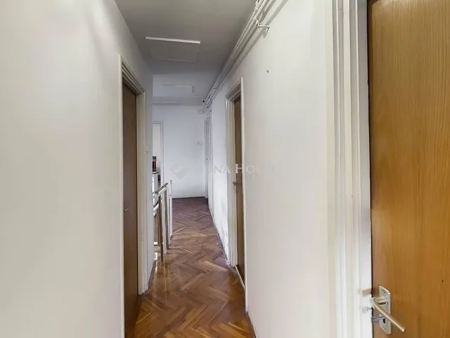 Eladó lakás Kecskemét 129 nm
