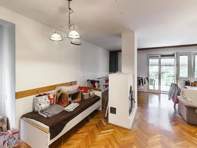 Eladó lakás Kecskemét, Hollandfalu 129 nm