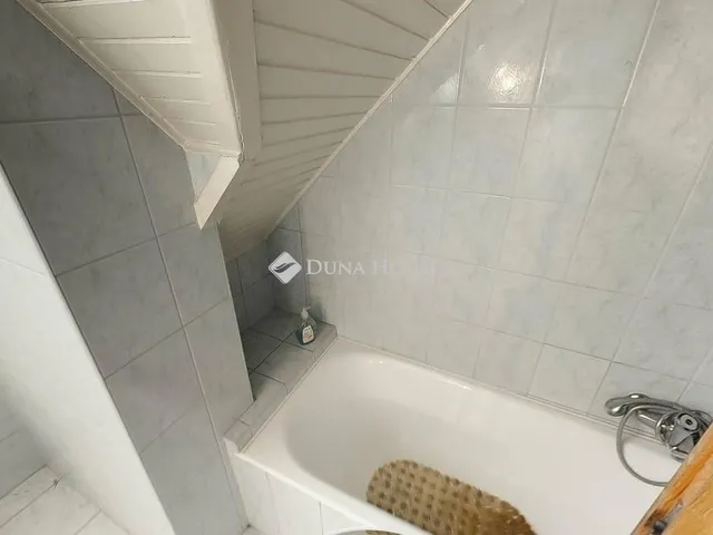 Eladó lakás Kecskemét, Hollandfalu 129 nm