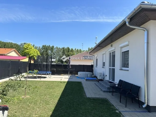 Eladó ház Kecskemét, Katonatelep 109 nm