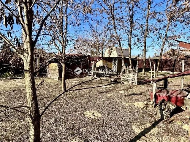 Eladó ház Kecskemét, Felsőszéktó 94 nm