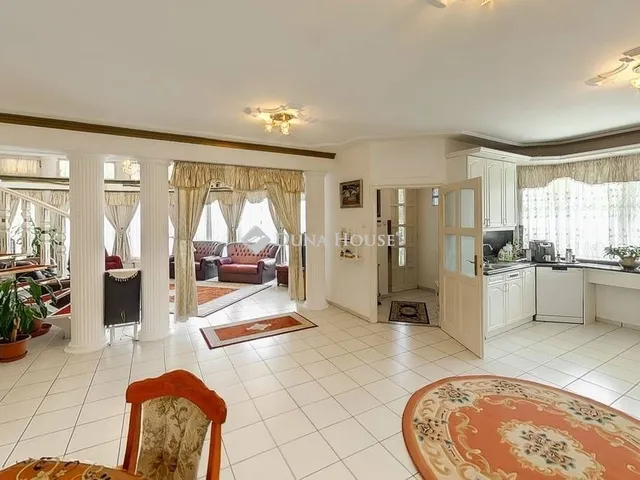 Eladó ház Kecskemét 330 nm