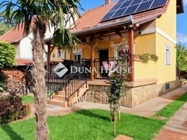 Eladó ház Kecskemét, Hunyadiváros 132 nm