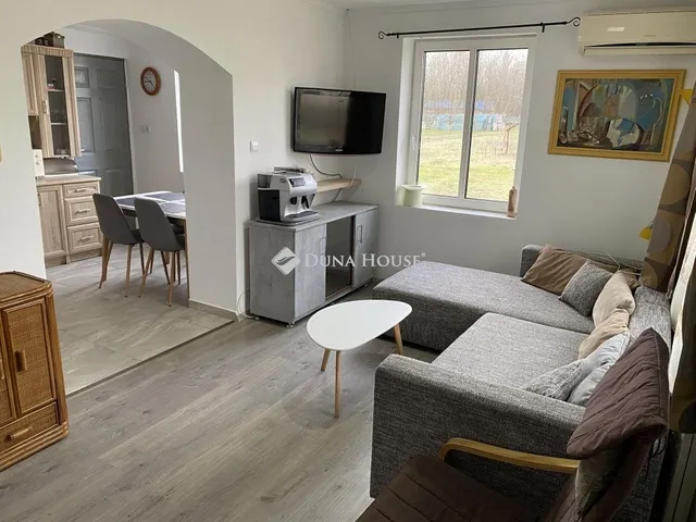 Eladó ház Ladánybene 80 nm