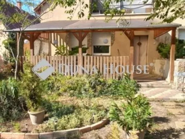 Eladó ház Helvécia 175 nm