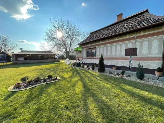 Eladó ház Bócsa 100 nm